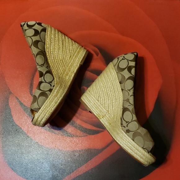 Coach Wedge Heels - Picture 2 of 6